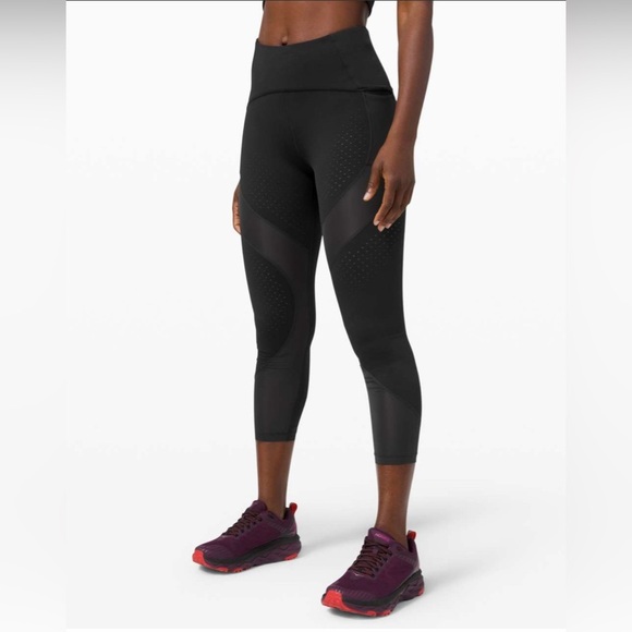 Lululemon Uncovered Strength High-Rise Crop Leggings 23” Black Sz 6 W6BAWS Mesh - Picture 1 of 14
